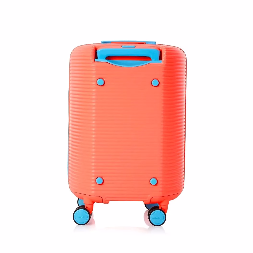 Buy Coral Blue ROLLIO Duffle Small (1.4kg) Online by American Tourister - Baginnov rollio duffle
