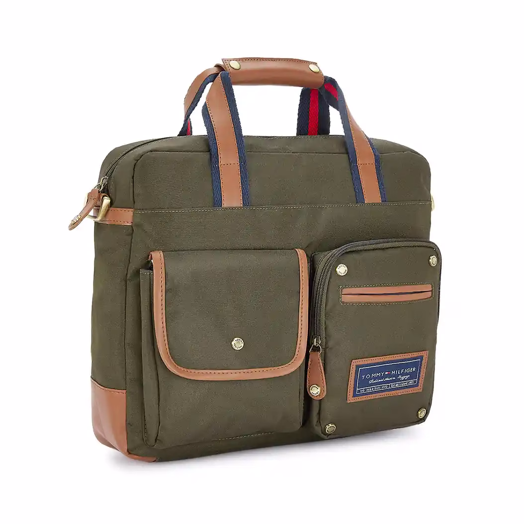 Tommy Hilfiger Franklin professional laptop bag with a crossbody strap, secure zip closure, and spacious compartments. - Baginnov TOMMY HILFIGER Franklin