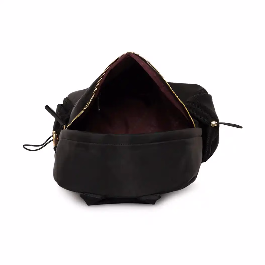 Buy Dkny DOWN UNDER Backpacks Online – Trendy & Durable Backpacks - Baginnov Dkny DOWN UNDER Backpacks in Black