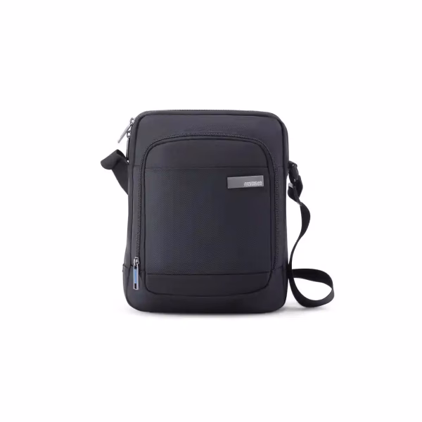 American Tourister Nova Sling Bag in Black