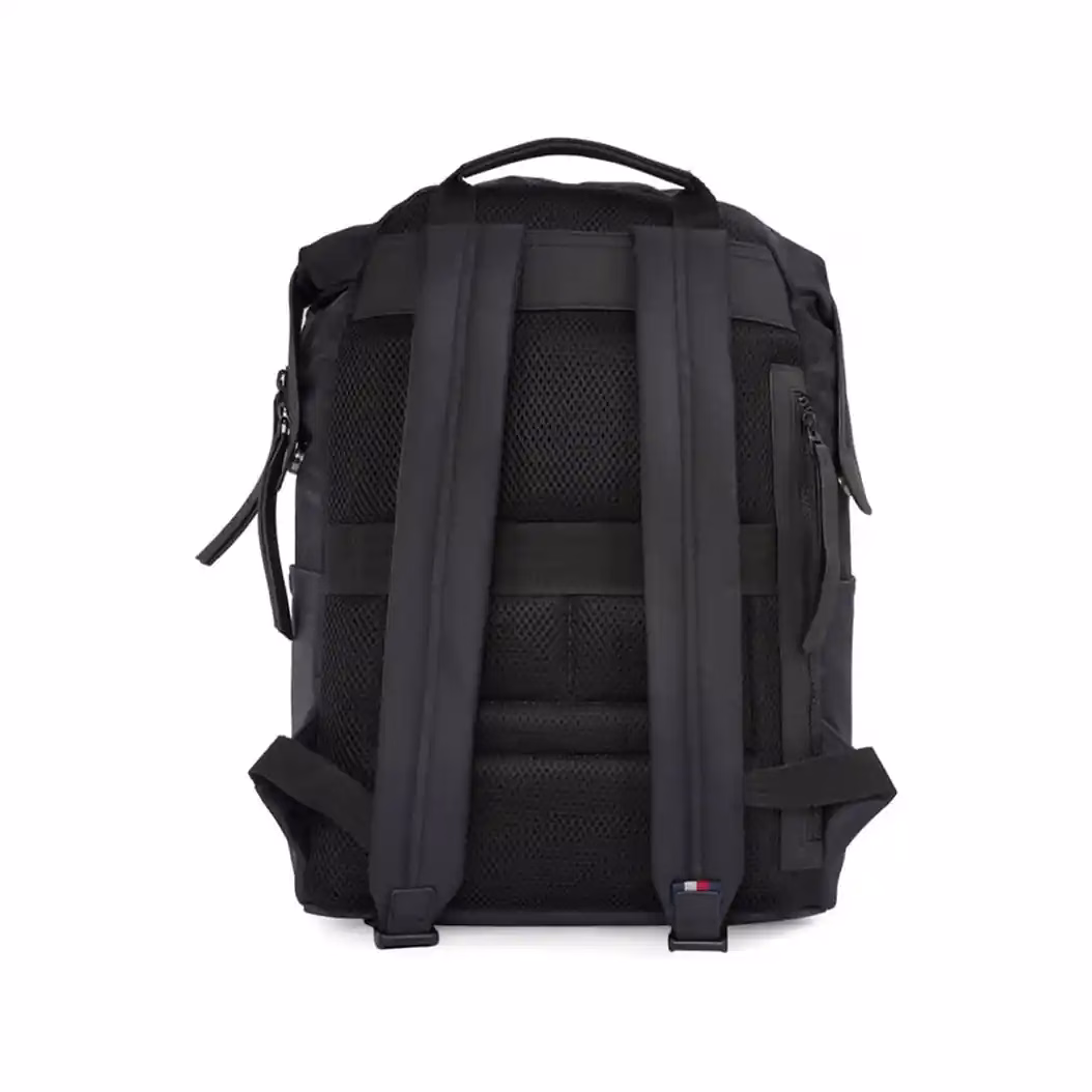 Tommy Hilfiger Lenden laptop backpack with a secure zip closure, hidden pocket, and laptop compartment. - Baginnov Tommy Hilfiger Lenden
