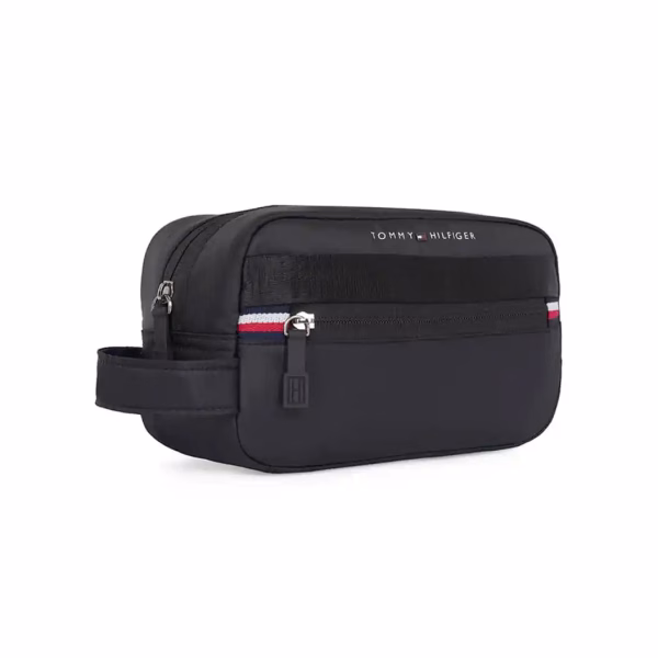 Tommy Hilfiger Livonia Travel Toiletry Kit