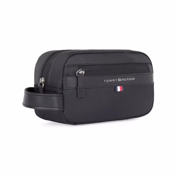 Tommy Hilfiger Wickford Travel Toiletry Kit