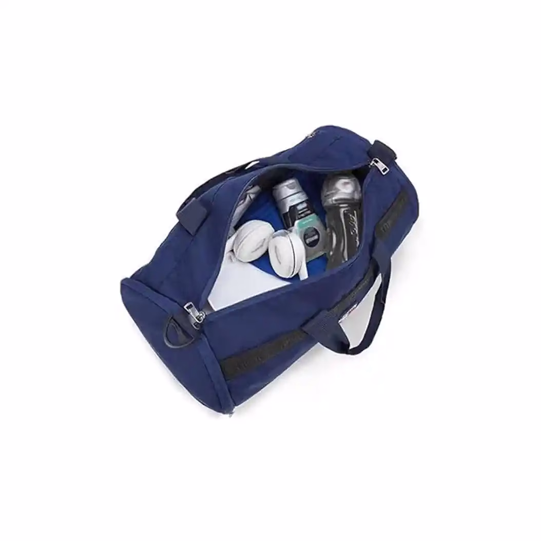 Buy TOMMY HILFIGER Wesley Gym Duffle Bag (Spacious Fitness Carry) Online by Tommy Hilfiger - Baginnov TOMMY HILFIGER Wesley Gym Duffle Bag