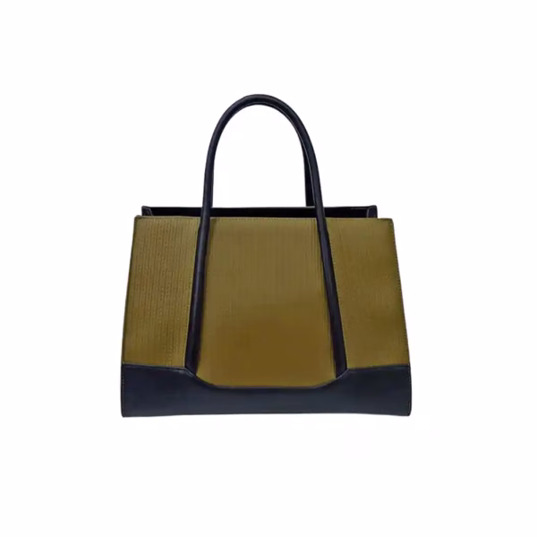 Itti Lunna Boss Hand Bag in Army Green