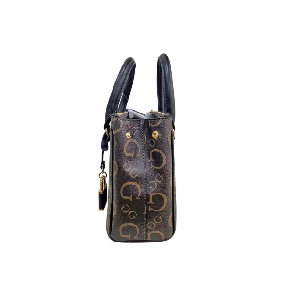 Guess SAFFRON-4 Hand Bag in Nat